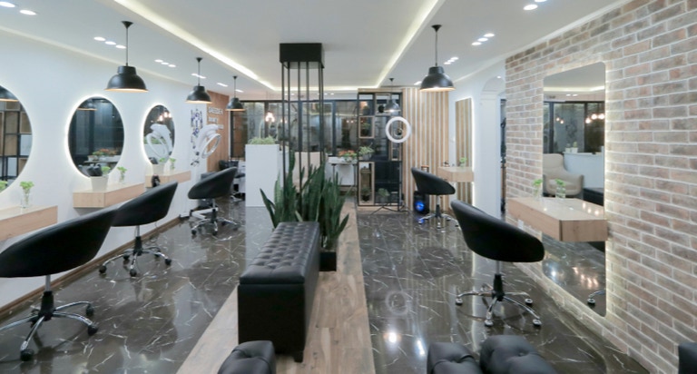 Le Salon de la Rue Calmille-Desmoulin